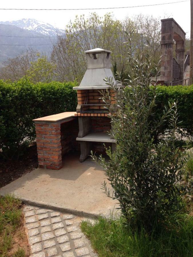הוילה Canales  Casa Llampedro מראה חיצוני תמונה