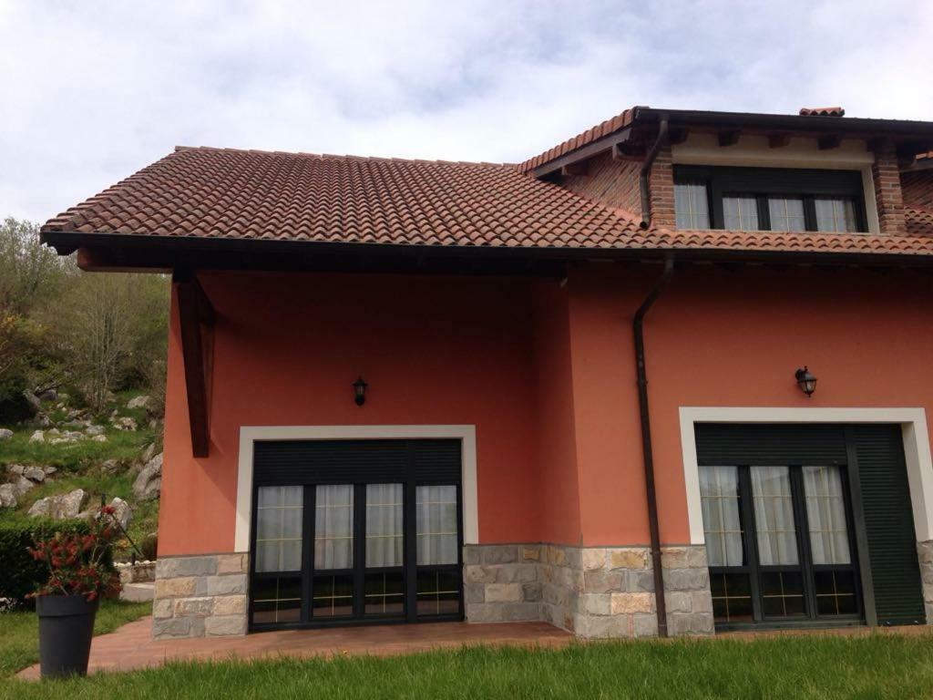 הוילה Canales  Casa Llampedro מראה חיצוני תמונה